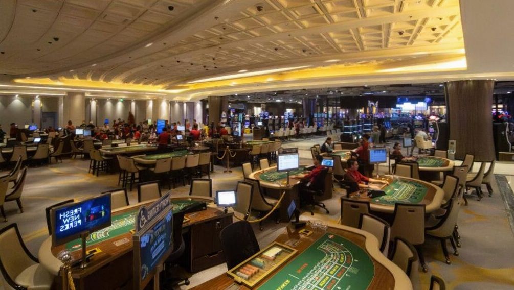 Newport World Resorts baccarat tables